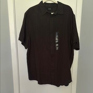 Men's Dark Green Button-Up Shirt